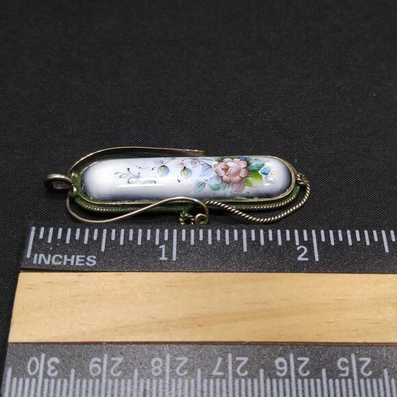 Vintage 1940s Russian Filigree Hand Painted Floral Pendant, Porcelain Floral Pin - Picture 9 of 10